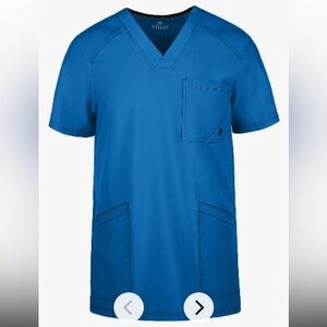 EUC Men’s Cherokee Infinity Royal Blue Scrub Top size M